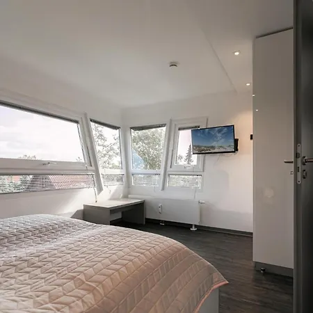 Residenz Kleine Bergstrasse 7 Apartament Grömitz