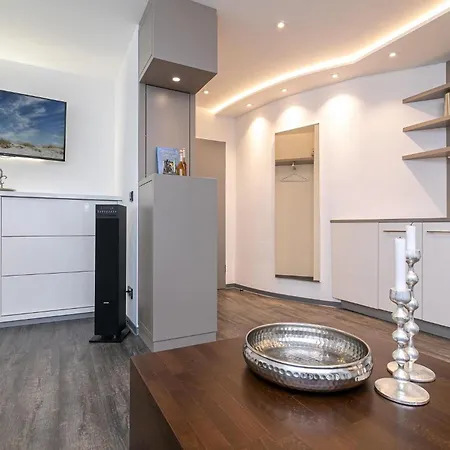 Residenz Kleine Bergstrasse 7 Апартаменты Грёмиц